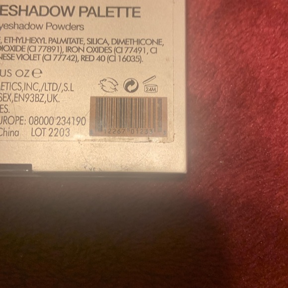 Bellapierre Cosmetics Eyeshadow Palette. 6 Buttery Smooth Shades. - Picture 5 of 5